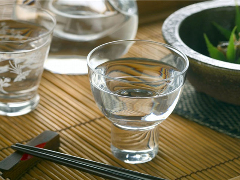 甲醇檢測儀，為禮品用酒做檢查
